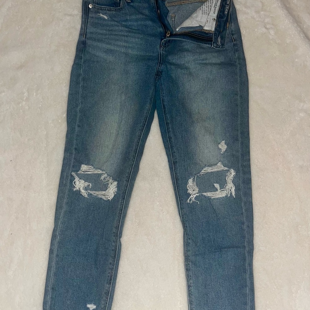 American Eagle Outfitters Women's Skinny Distressed Blue Jeans
